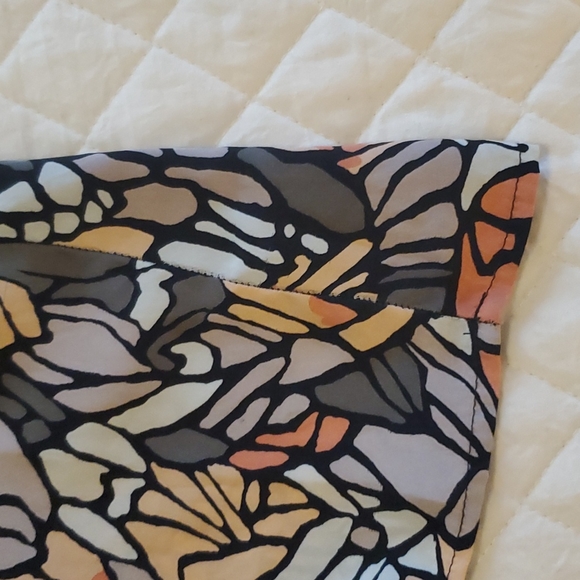 100% Silk, Aqua, Made in USA - Picture 8 of 8